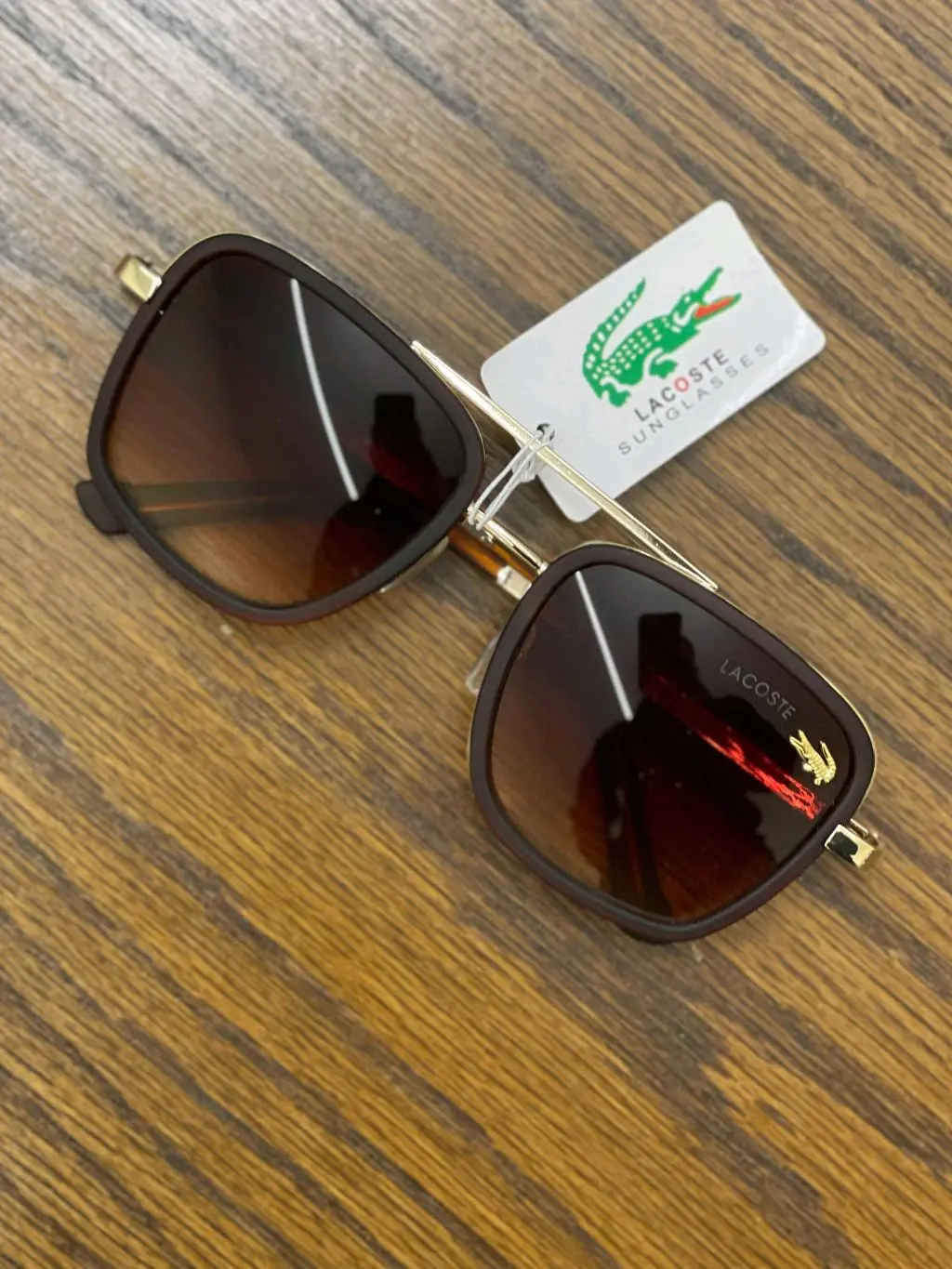 Lacoste  Fe
