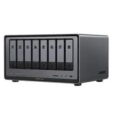 UGREEN NETWORK  STORAGE DXP8800 PLUS   35127B