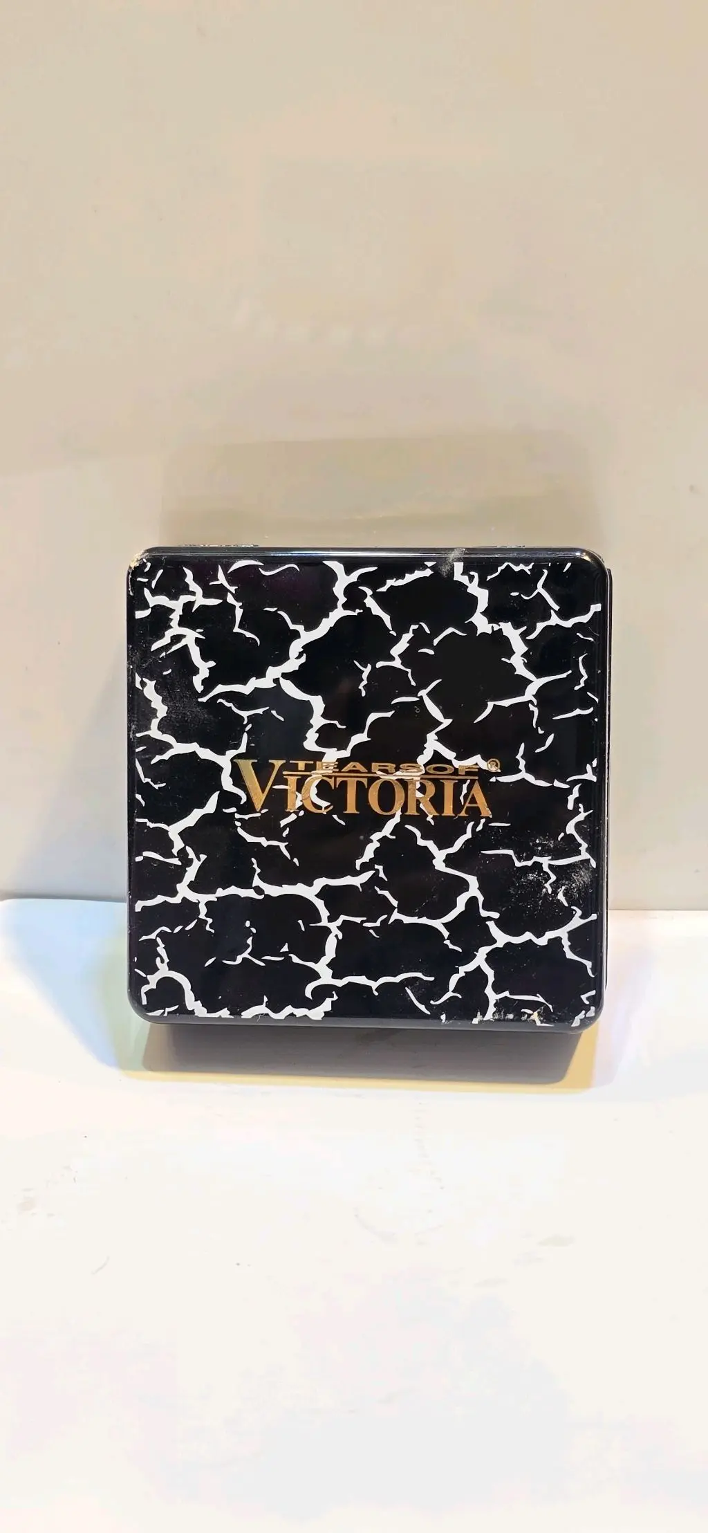بودرة Victoria