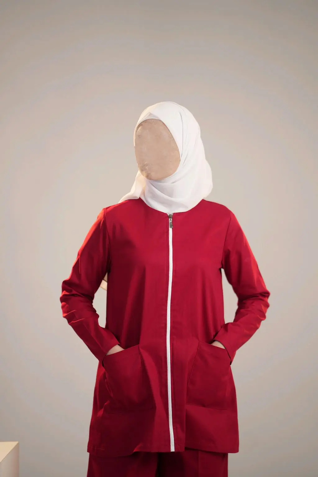 سكراب طبي قصير خمري