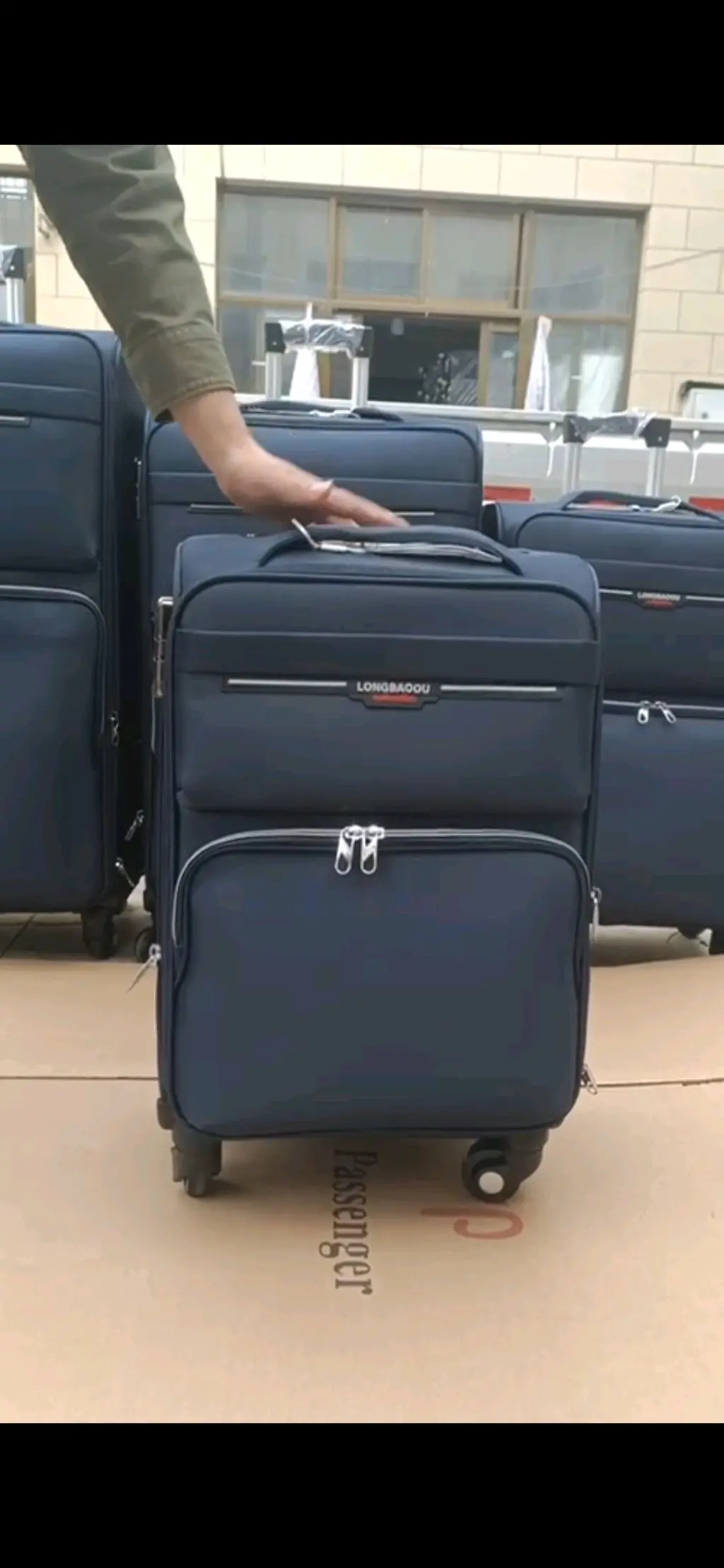 حقيبة سفر انيقة قماش جودة عالية