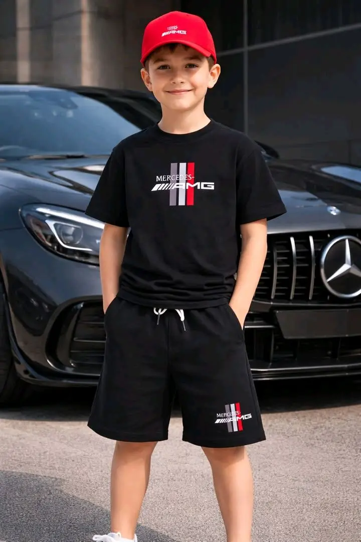 طقم شورت و هودي نصف كم مع كاسكيت
Mercedes benz