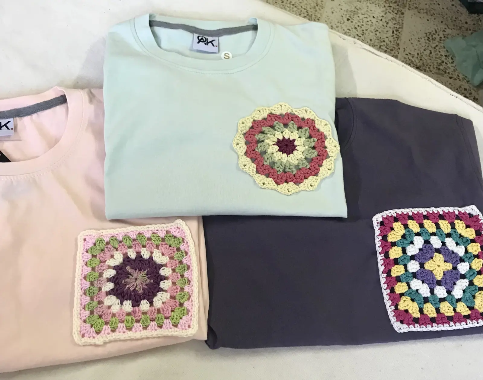 تي شرت نسائي