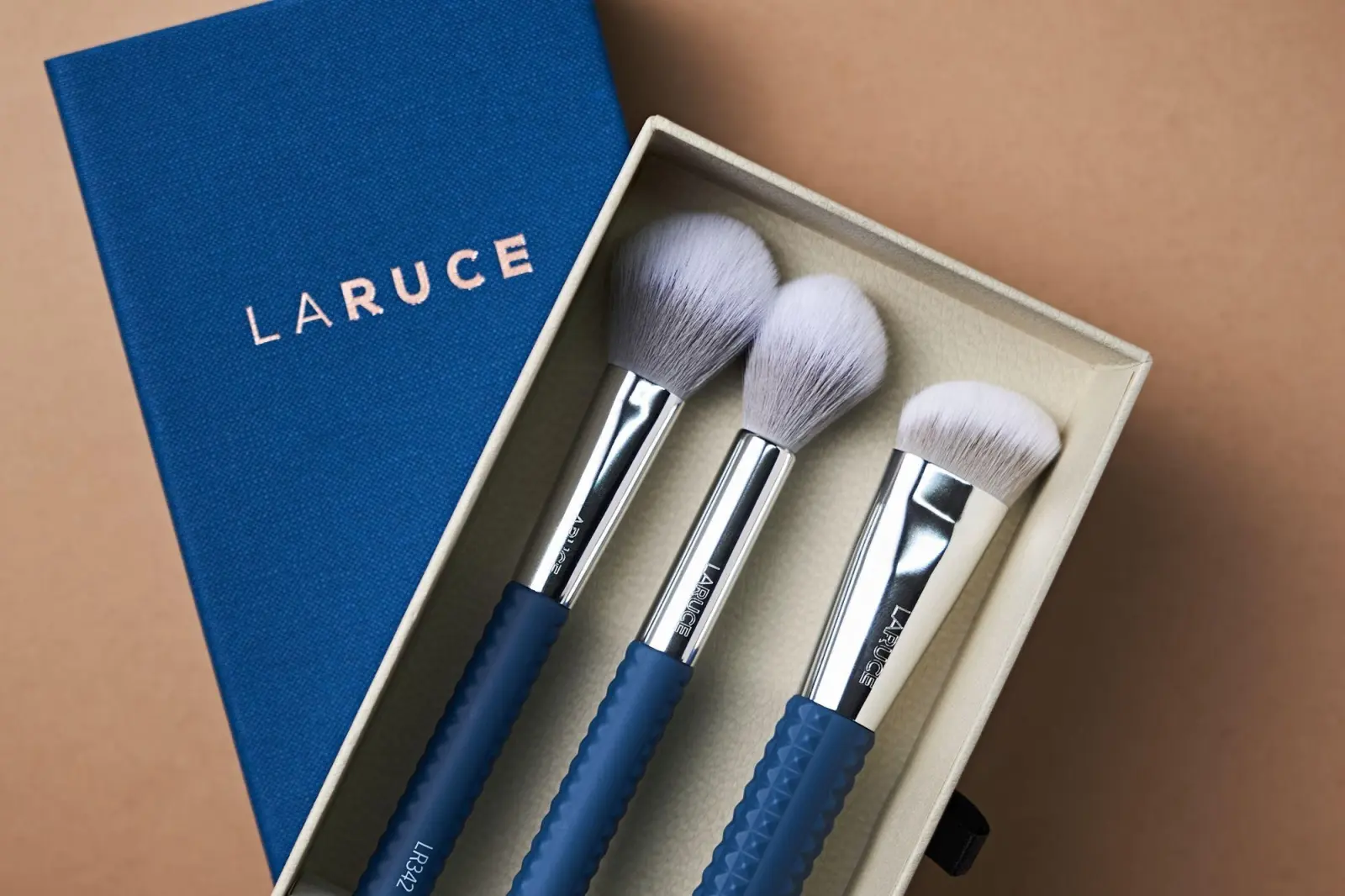 LARUCE Rennie Makeup Brush Case Lupe - 3pcs | لاروس مجموعة فرش مكياج - 3 قطع